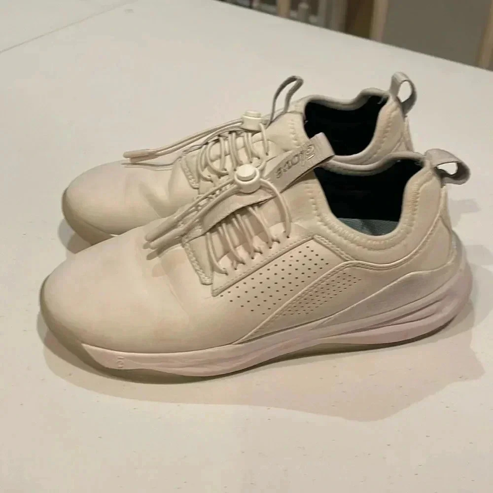 Clove White And Pink Shoes Size 7.5